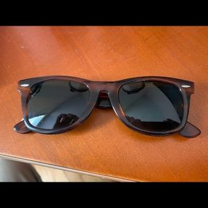 Vintage B&L Ray Ban Wayfarer Tortoise - 5022